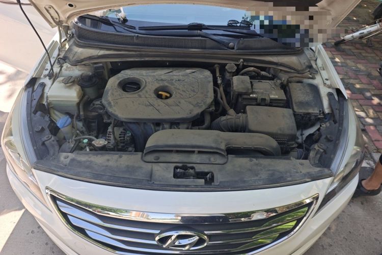 Used Hyundai Mistra 2014 1.8L Automatic Smart GLS Engine Bay