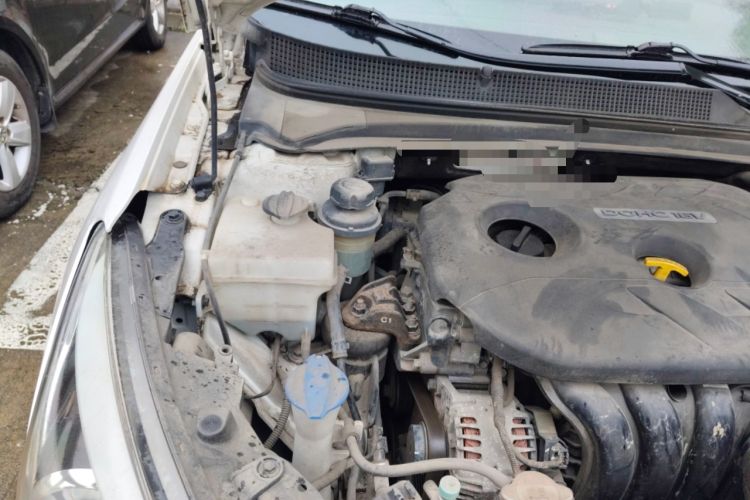 Used Hyundai Mistra 2014 1.8L Automatic Smart GLS Engine Bay Right