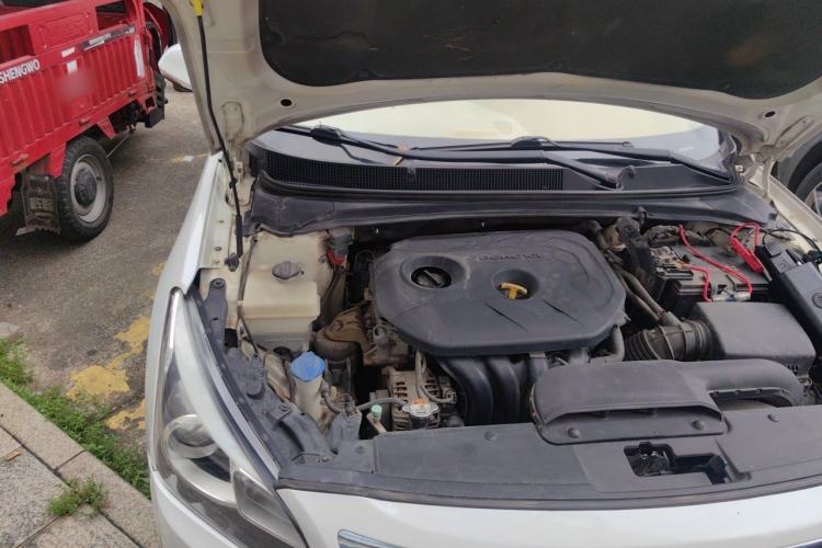 Used Hyundai Mistra 2014 1.8L Automatic Deluxe DLX Model Engine Bay Right
