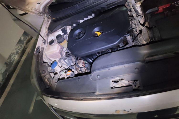 Used Hyundai Mistra 2014 1.8L Automatic Smart GLS Engine Bay Right