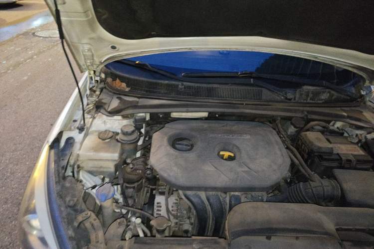 Used Hyundai Mistra 2014 1.8L Automatic Smart GLS Engine Bay Right