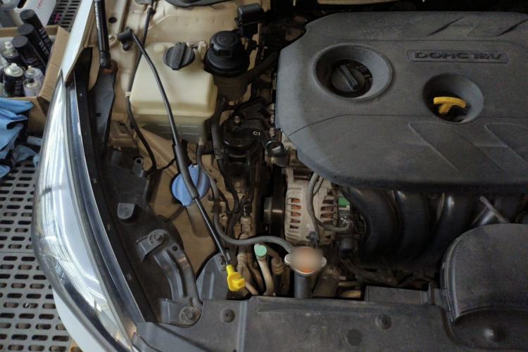 Used Hyundai Mistra 2014 1.8L Automatic Smart GLS Engine Bay Right