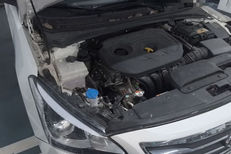 Used Hyundai Mistra 2014 1.8L Automatic Smart GLS Engine Bay Right