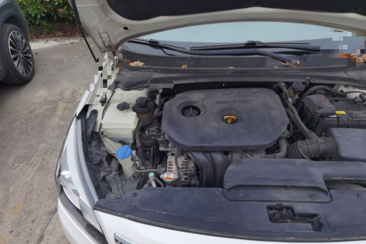 Used Hyundai Mistra 2014 1.8L Automatic Smart GLS Engine Bay Right