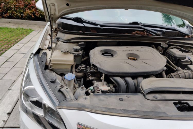 Used Hyundai Mistra 2014 1.8L Automatic Smart GLS Engine Bay Right