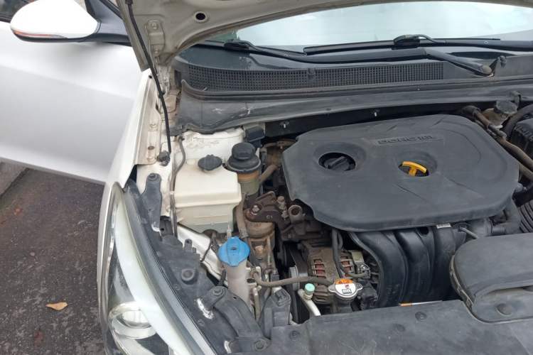 Used Hyundai Mistra 2014 1.8L Automatic Smart GLS Engine Bay Right