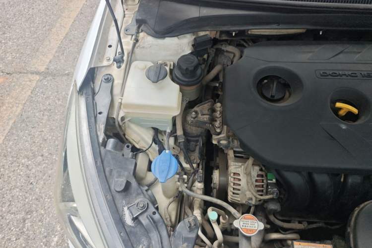Used Hyundai Mistra 2014 1.8L Automatic Smart GLS Engine Bay Right