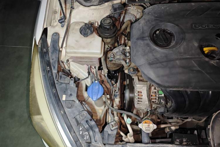 Used Hyundai Mistra 2014 1.8L Automatic Smart GLS Engine Bay Right