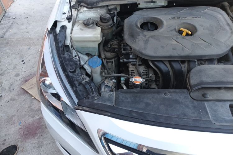 Used Hyundai Mistra 2014 1.8L Automatic Smart GLS Engine Bay Right