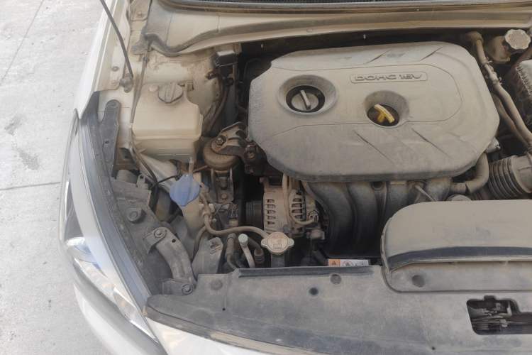 Used Hyundai Mistra 2014 1.8L Automatic Deluxe DLX Model Engine Bay Right