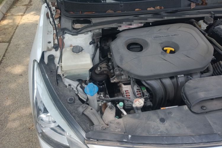 Used Hyundai Mistra 2014 1.8L Automatic Deluxe DLX Model Engine Bay Right