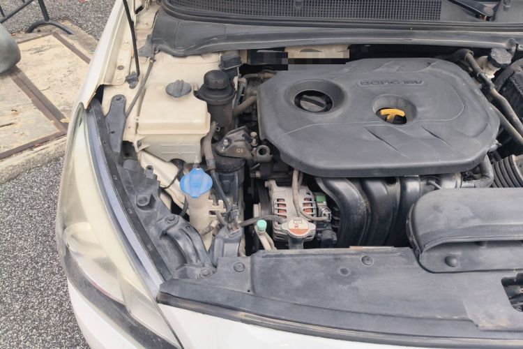 Used Hyundai Mistra 2014 1.8L Automatic Smart GLS Engine Bay Right