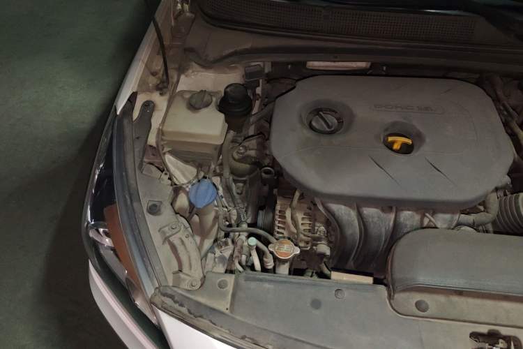 Used Hyundai Mistra 2014 1.8L Automatic Smart GLS Engine Bay Right