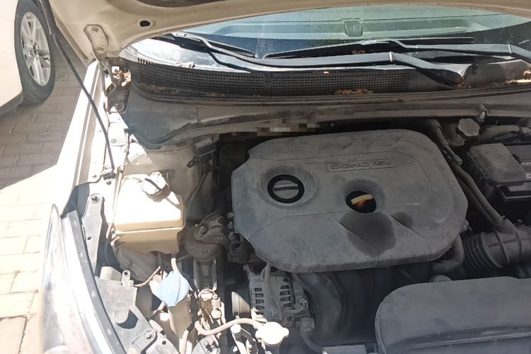 Used Hyundai Mistra 2014 1.8L Automatic Deluxe DLX Model Engine Bay Right