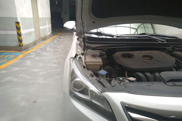 Used Hyundai Mistra 2014 1.8L Automatic Smart GLS Engine Bay Right