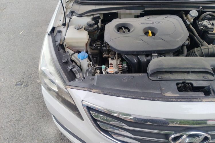Used Hyundai Mistra 2014 1.8L Automatic Smart GLS Engine Bay Right
