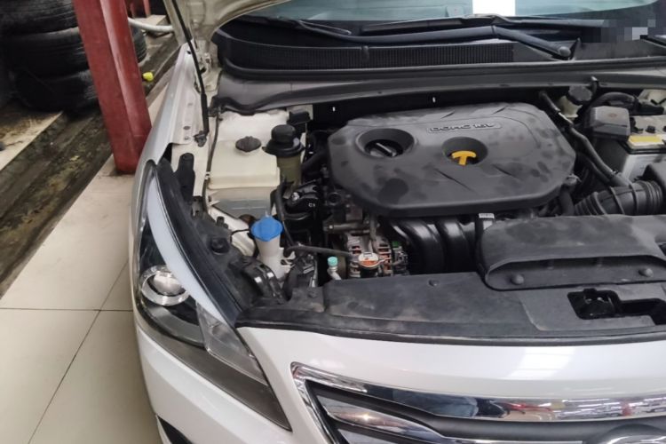 Used Hyundai Mistra 2014 1.8L Automatic Smart GLS Engine Bay Right