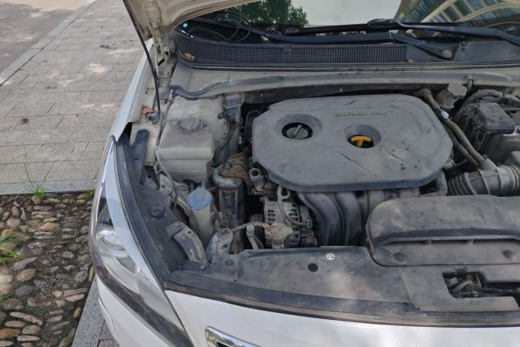 Used Hyundai Mistra 2014 1.8L Automatic Smart GLS Engine Bay Right