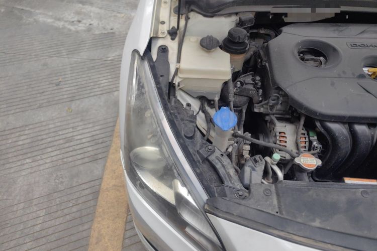 Used Hyundai Mistra 2014 1.8L Automatic Smart GLS Engine Bay Right