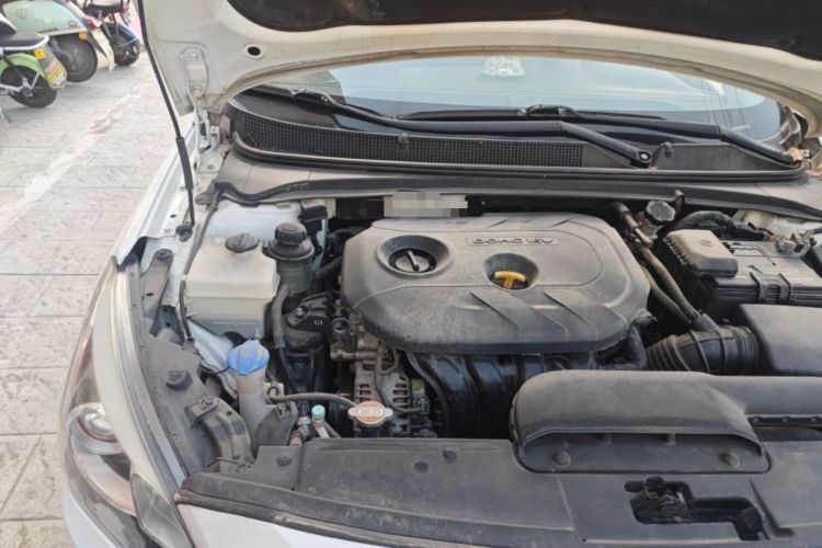 Used Hyundai Mistra 2014 1.8L Automatic Smart GLS Engine Bay Right