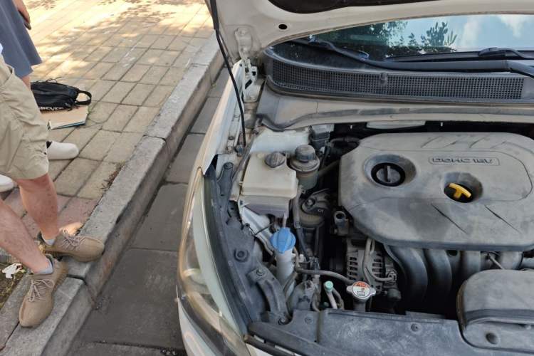 Used Hyundai Mistra 2014 1.8L Automatic Smart GLS Engine Bay Right
