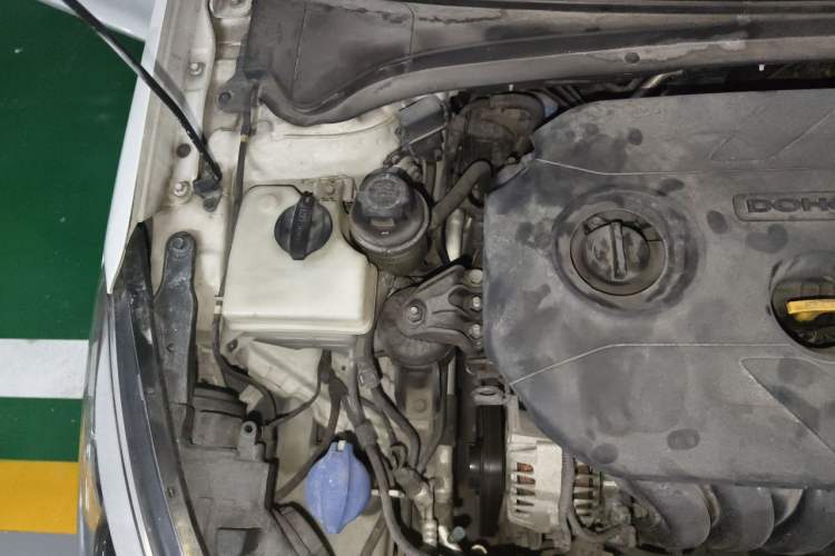 Used Hyundai Mistra 2014 1.8L Automatic Smart GLS Engine Bay Right