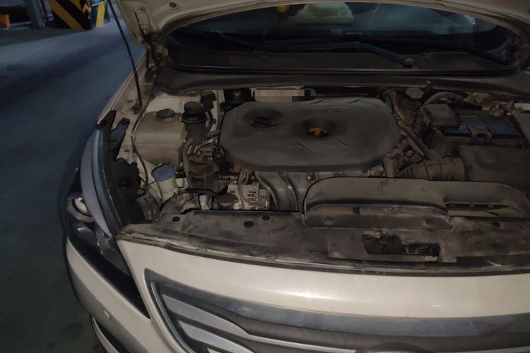 Used Hyundai Mistra 2014 1.8L Automatic Smart GLS Engine Bay Right