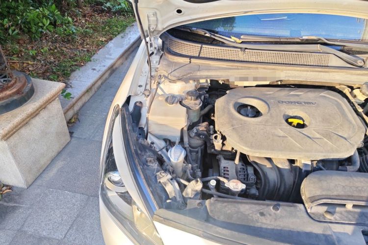 Used Hyundai Mistra 2014 1.8L Automatic Smart GLS Engine Bay Right