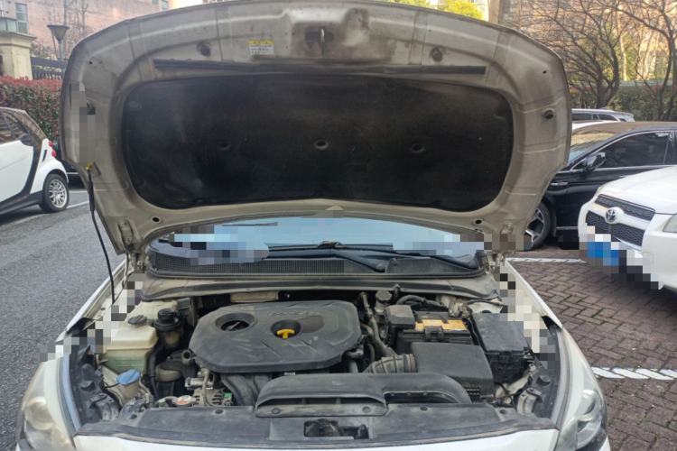 Used Hyundai Mistra 2014 1.8L Automatic Smart GLS Engine Bay