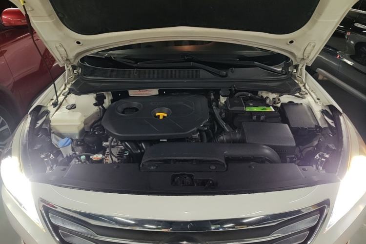 Used Hyundai Mistra 2014 1.8L Automatic Deluxe DLX Model Engine Bay
