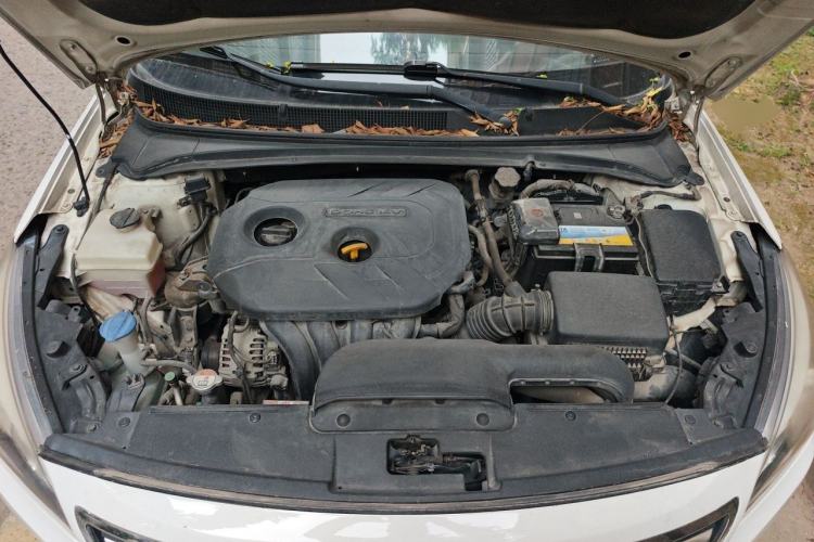 Used Hyundai Mistra 2014 1.8L Automatic Deluxe DLX Model Engine Bay
