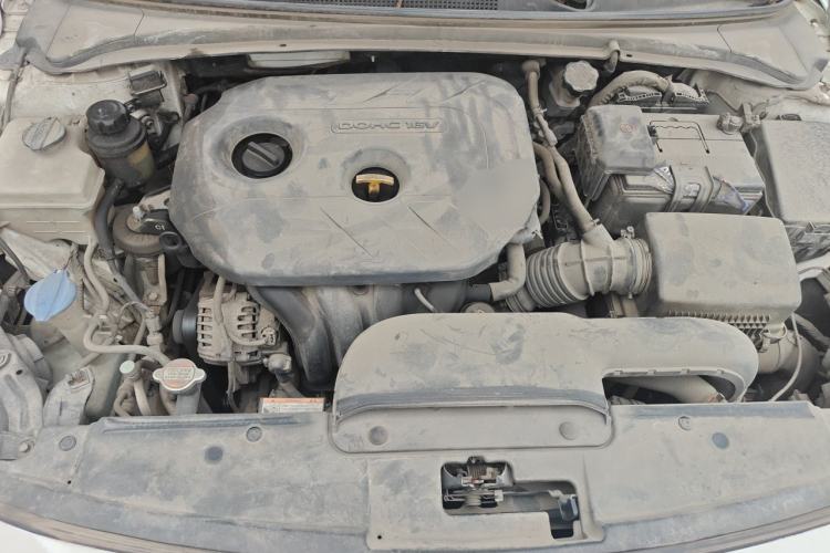 Used Hyundai Mistra 2014 1.8L Automatic Smart GLS Engine Bay