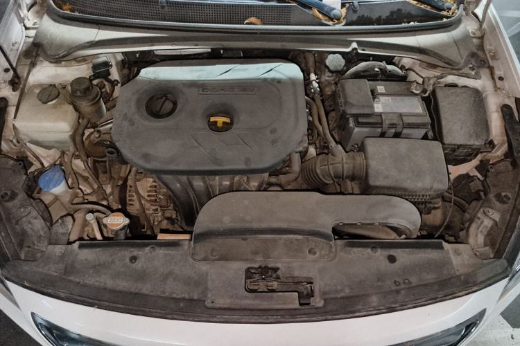 Used Hyundai Mistra 2014 1.8L Automatic Smart GLS Engine Bay