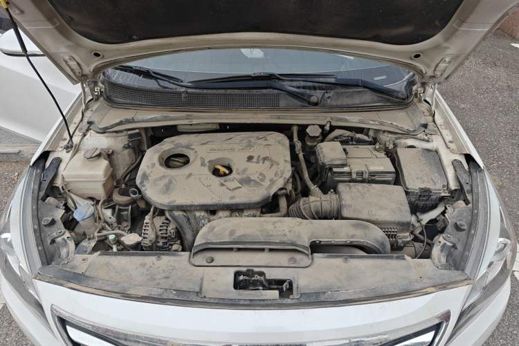 Used Hyundai Mistra 2014 1.8L Automatic Deluxe DLX Model Engine Bay