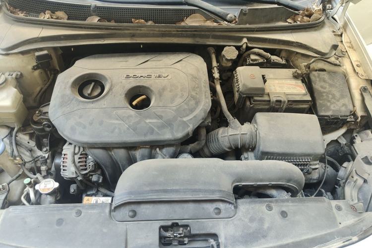 Used Hyundai Mistra 2014 1.8L Automatic Deluxe DLX Model Engine Bay