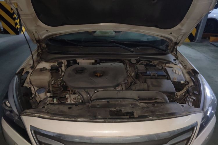Used Hyundai Mistra 2014 1.8L Automatic Smart GLS Engine Bay