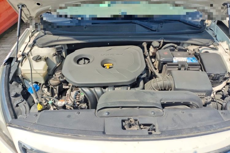 Used Hyundai Mistra 2014 1.8L Automatic Deluxe DLX Model Engine Bay