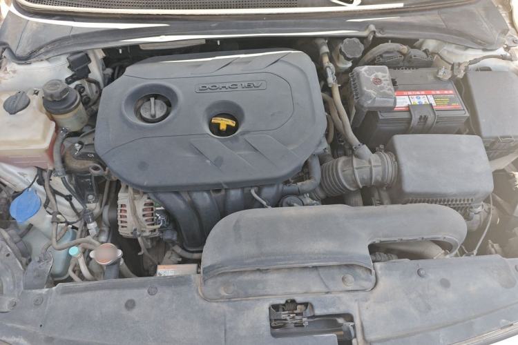 Used Hyundai Mistra 2014 1.8L Automatic Smart GLS Engine Bay