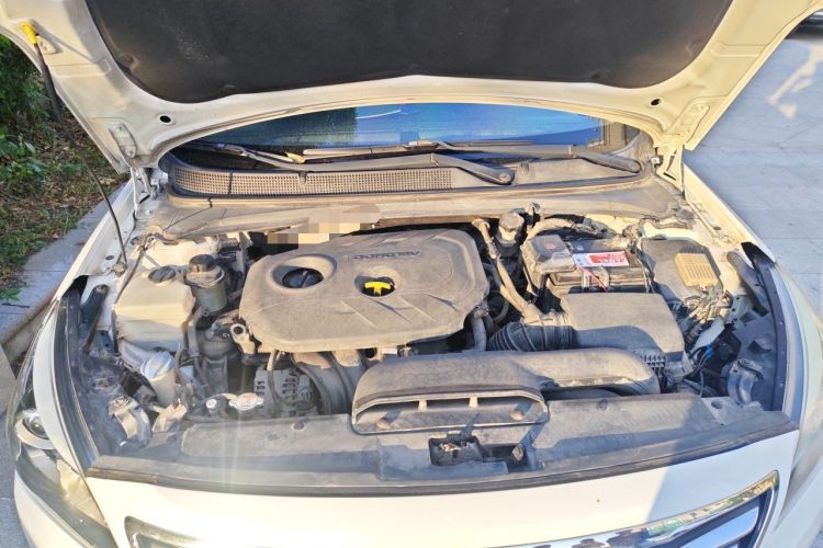 Used Hyundai Mistra 2014 1.8L Automatic Smart GLS Engine Bay