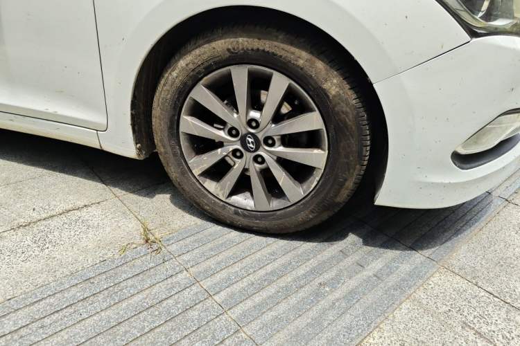 Used Hyundai Mistra 2014 1.8L Automatic Smart GLS Exterior 1