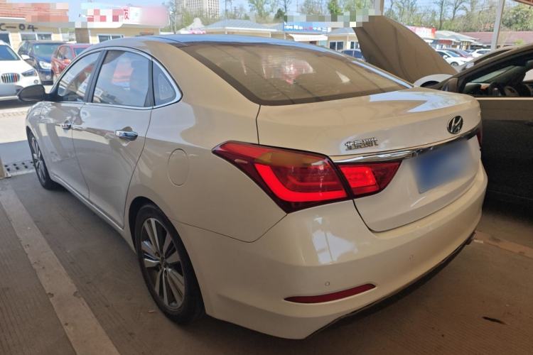 Used Hyundai Mistra 2014 1.8L Automatic Deluxe DLX Model Exterior 2