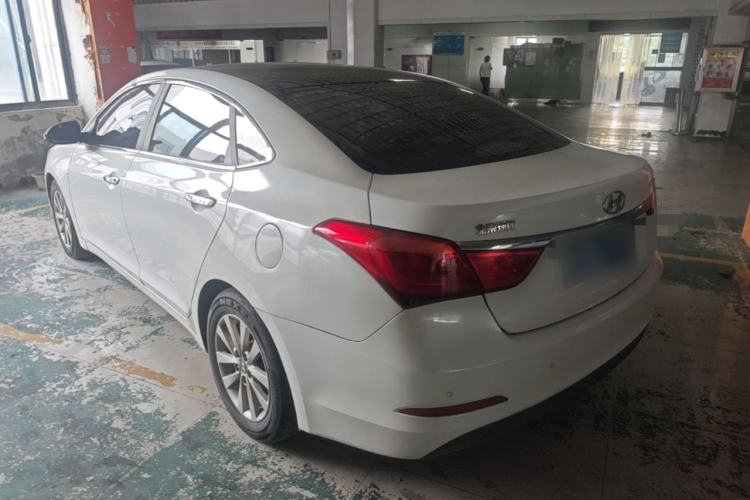 Used Hyundai Mistra 2014 1.8L Automatic Smart GLS Exterior 2