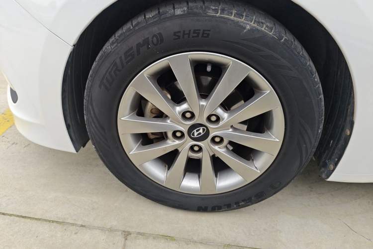 Used Hyundai Mistra 2014 1.8L Automatic Smart GLS Exterior 2