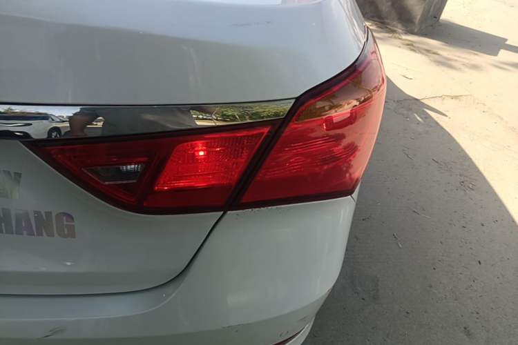 Used Hyundai Mistra 2014 1.8L Automatic Smart GLS Exterior 3