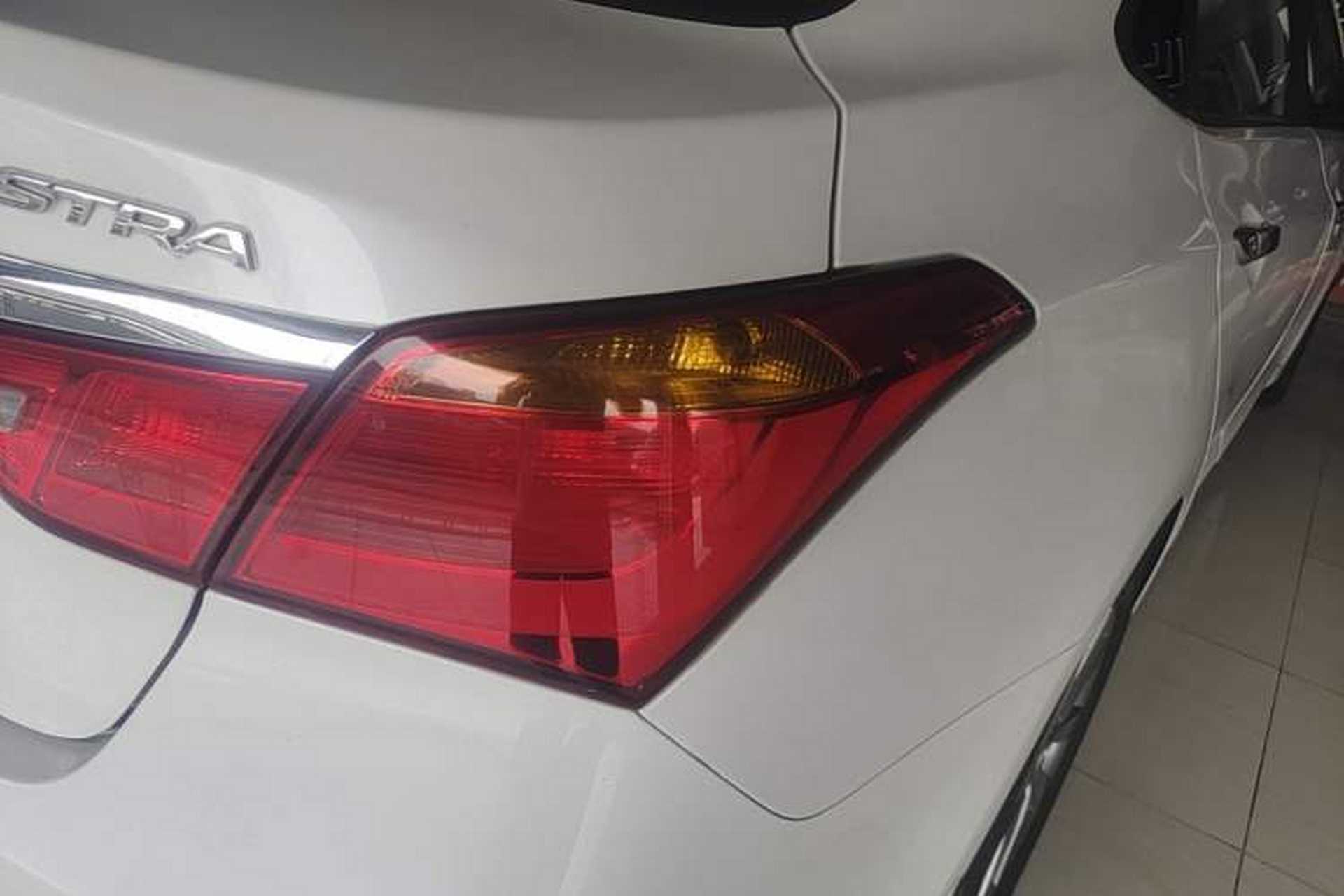 Used Hyundai Mistra 2014 1.8L Automatic Smart GLS Exterior 3