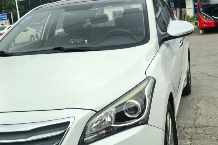 Used Hyundai Mistra 2014 1.8L Automatic Smart GLS Exterior 3
