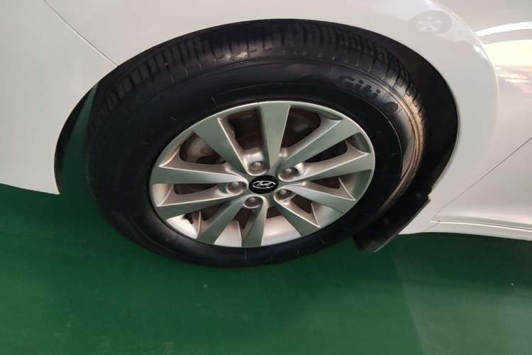 Used Hyundai Mistra 2014 1.8L Automatic Smart GLS Exterior 4