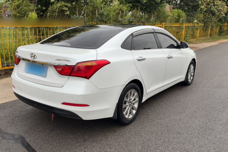 Used Hyundai Mistra 2014 1.8L Automatic Smart GLS Exterior 5