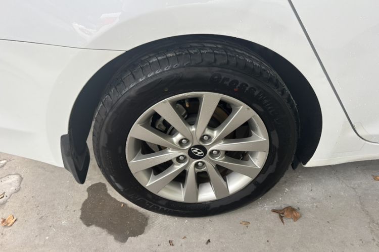 Used Hyundai Mistra 2014 1.8L Manual Comfort GL Model Exterior 5