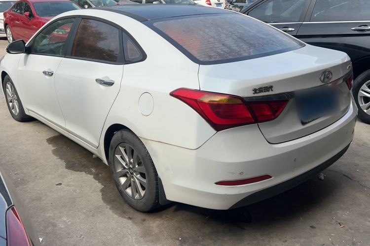 Used Hyundai Mistra 2014 1.8L Automatic Smart GLS Exterior 5
